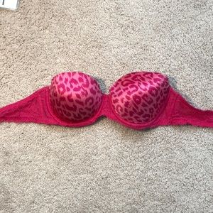 VS strapless bra